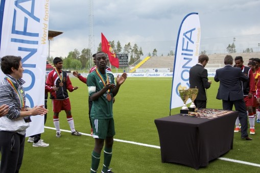 A round of applause to CONIFA. Photo: Gabriel Stauring / i-ACT
